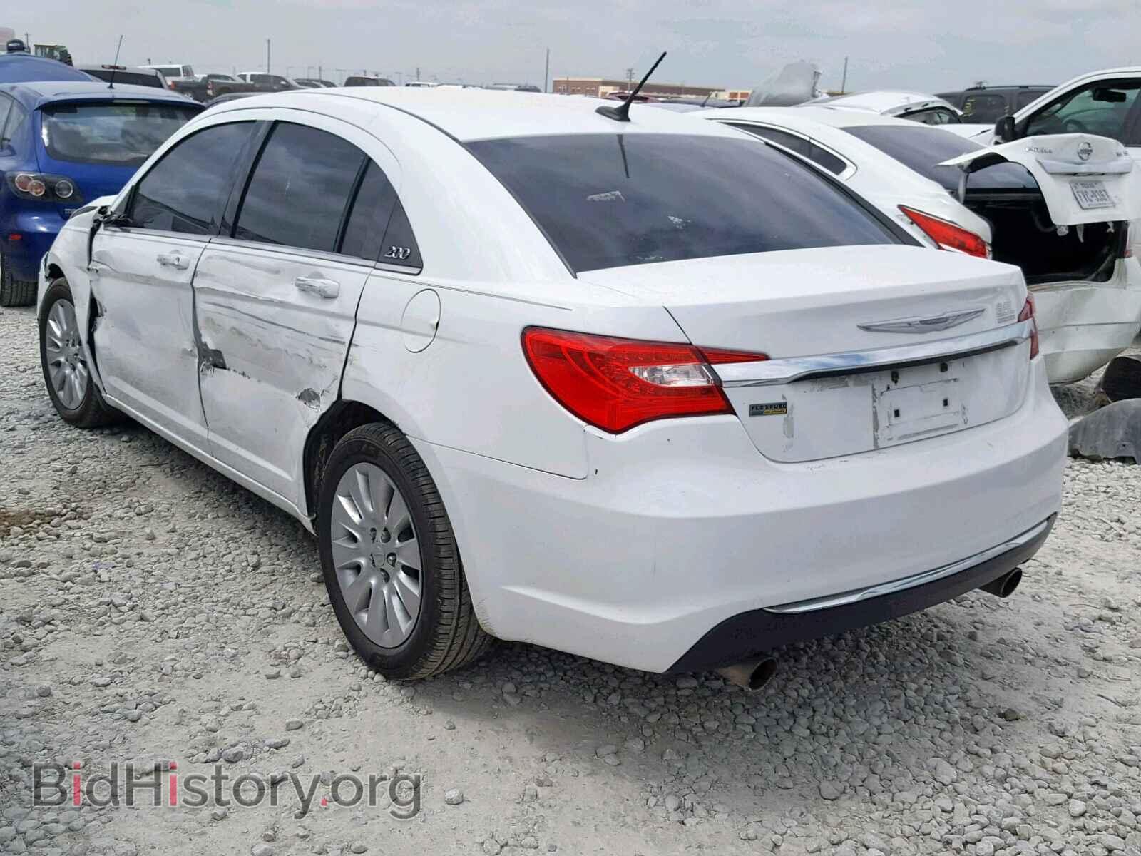 2012 CHRYSLER 200 - VIN: 1C3CCBAG5CN153870 - Фото 3