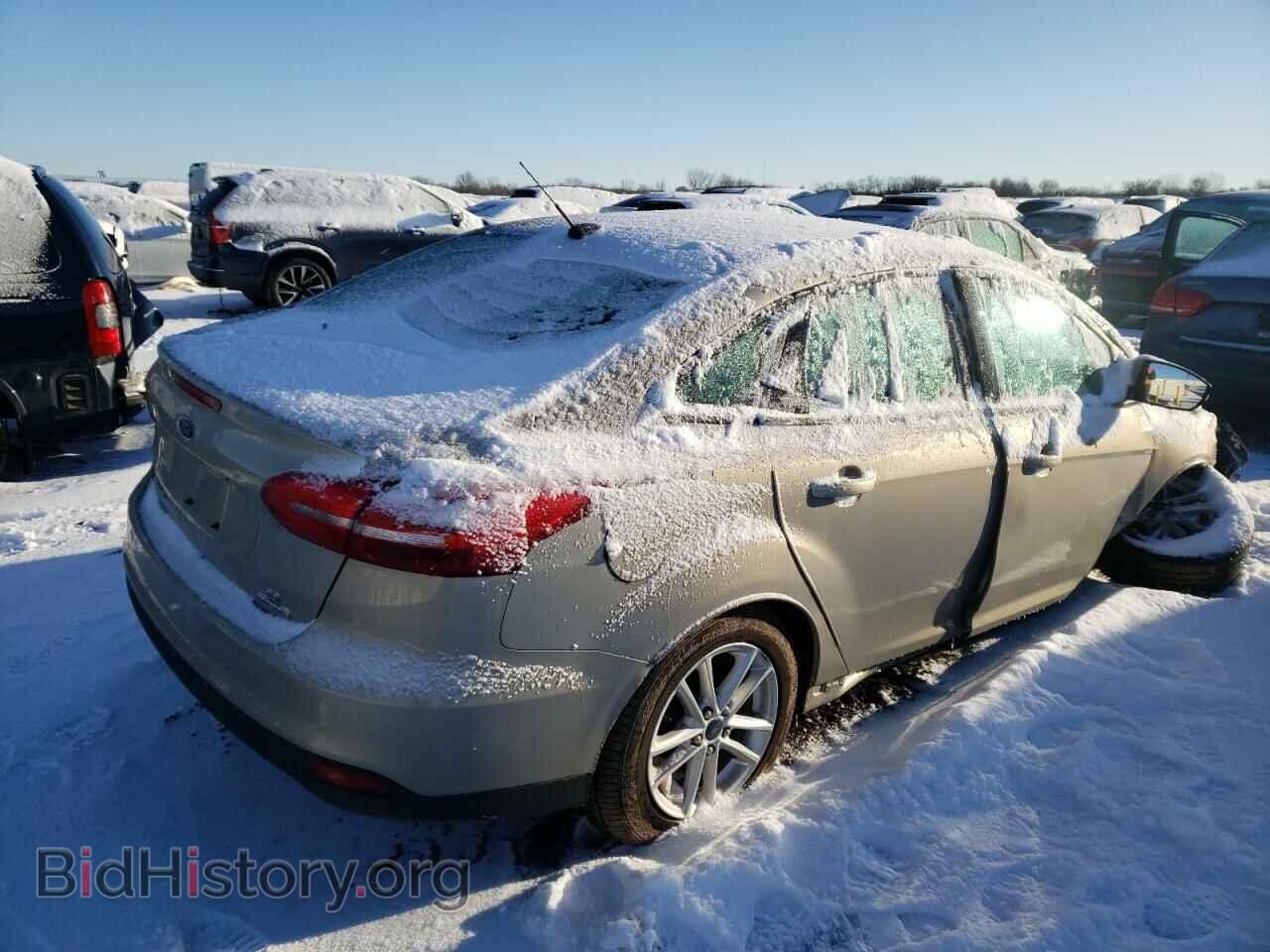 2016 FORD FOCUS - VIN: 1FADP3F2XGL250626 - Фото 3