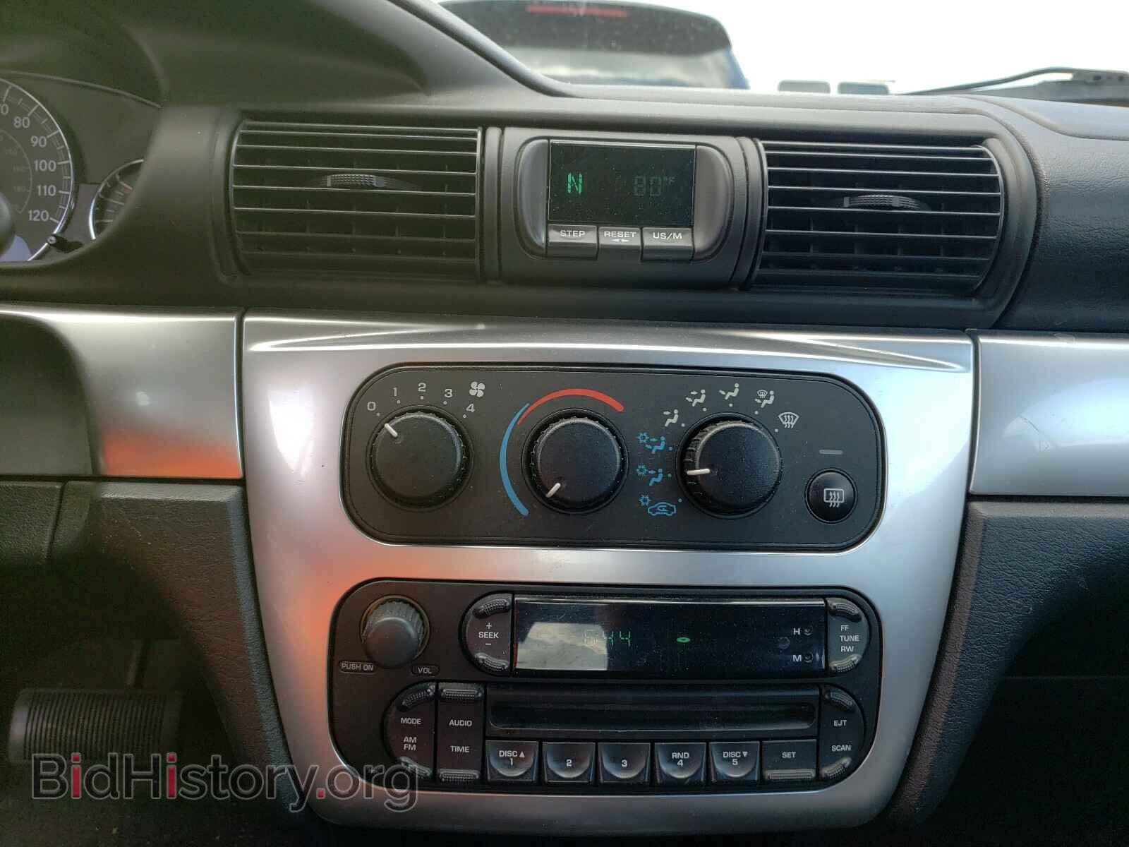 2005 CHRYSLER SEBRING - VIN: 1C3EL55R85N608445 - Фото 9