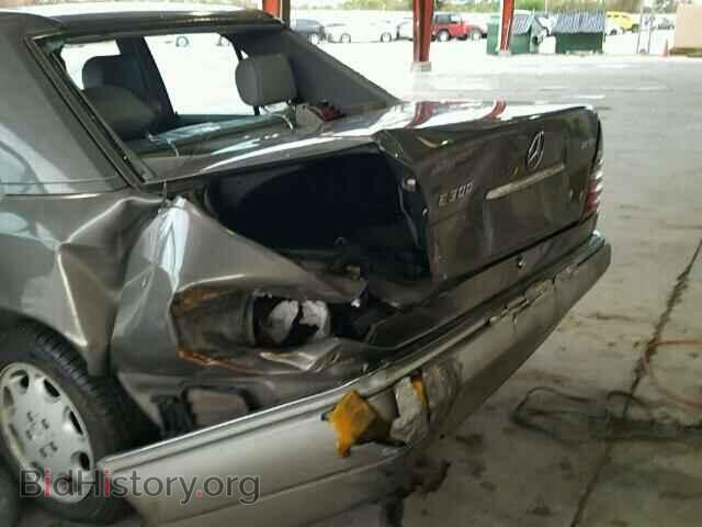 1995 MERCEDES-BENZ E - VIN: WDBEB31E5SC077667 - Photo 9