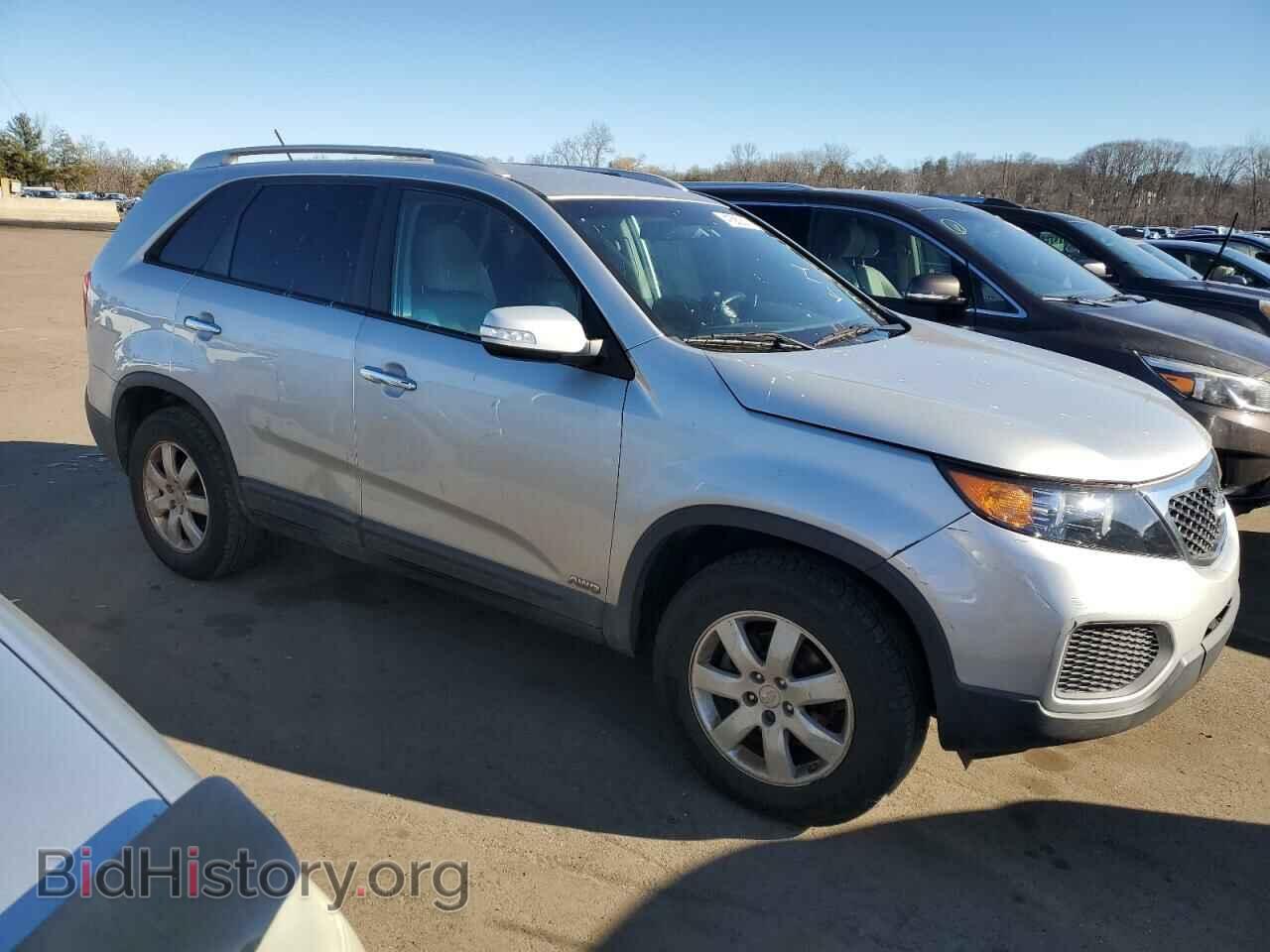 2011 KIA SORENTO - VIN: 5XYKTDA25BG123734 - Фото 4