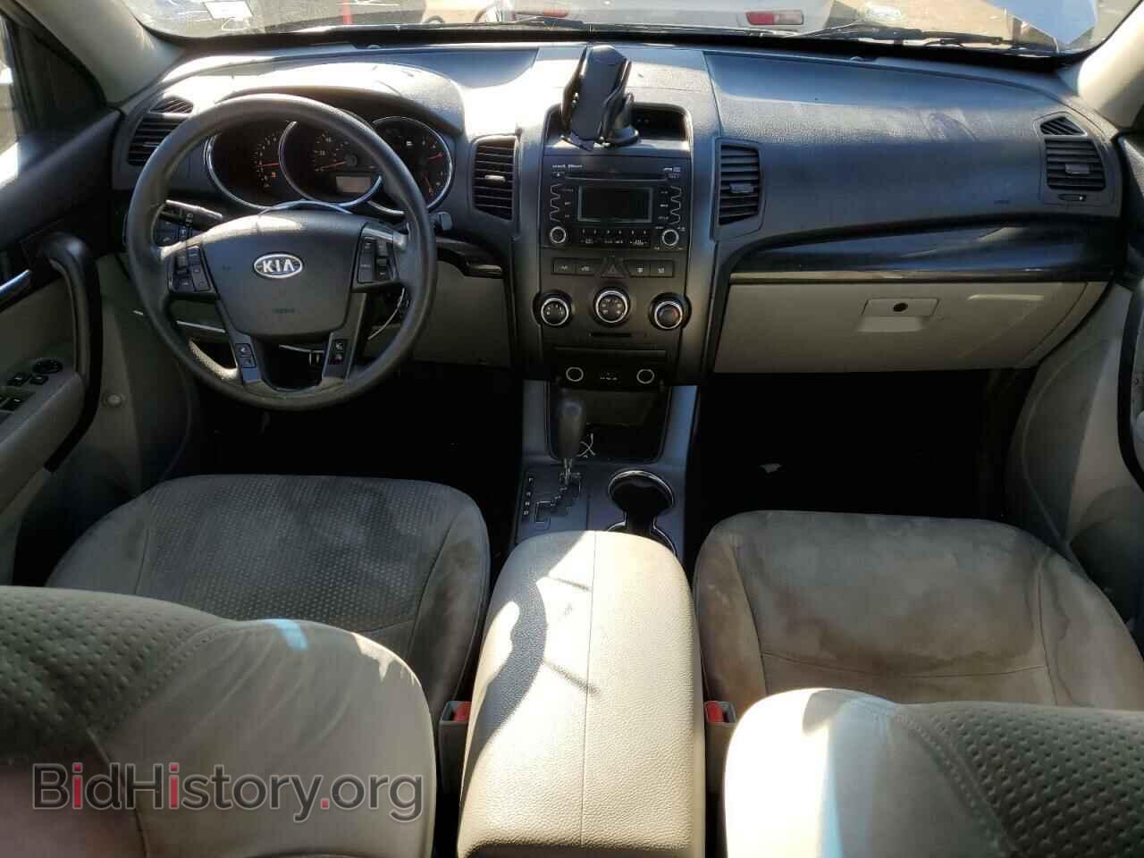 2011 KIA SORENTO - VIN: 5XYKTDA25BG123734 - Фото 8