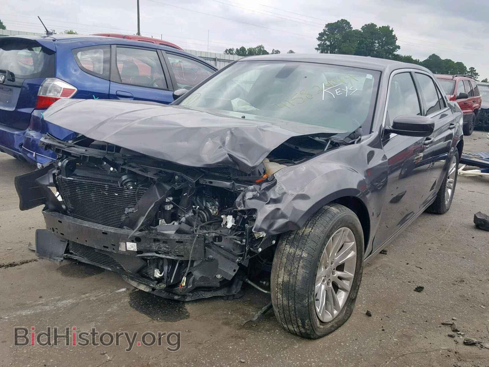 2017 CHRYSLER 300 - VIN: 2C3CCAAG1HH505997 - Фото 2