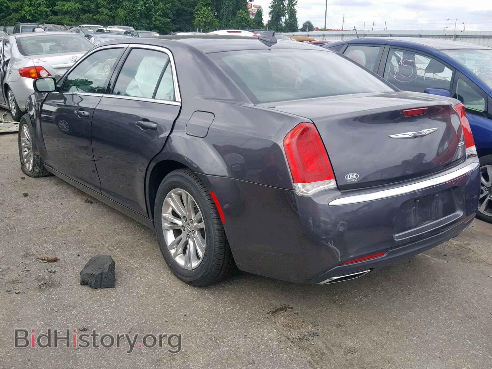 2017 CHRYSLER 300 - VIN: 2C3CCAAG1HH505997 - Фото 3