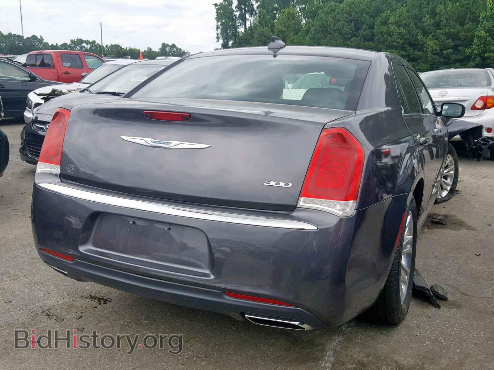 2017 CHRYSLER 300 - VIN: 2C3CCAAG1HH505997 - Фото 4