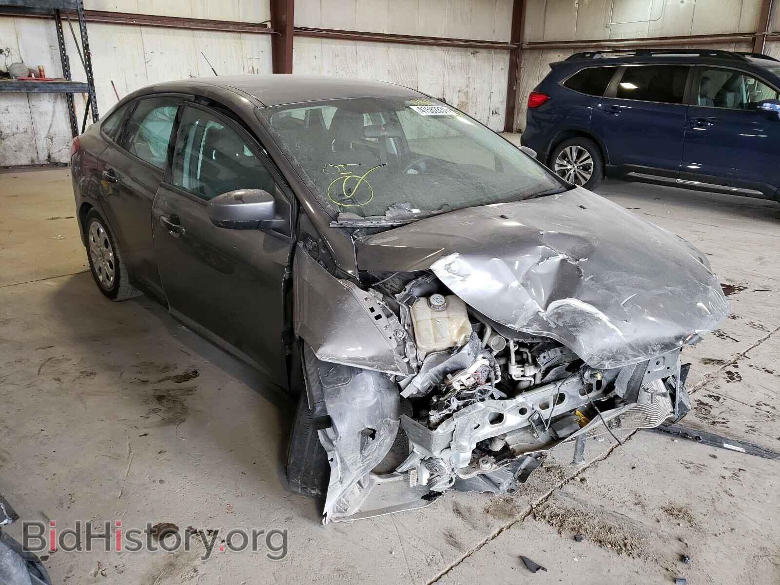 Photo 1FAHP3F29CL141358 - FORD FOCUS 2012