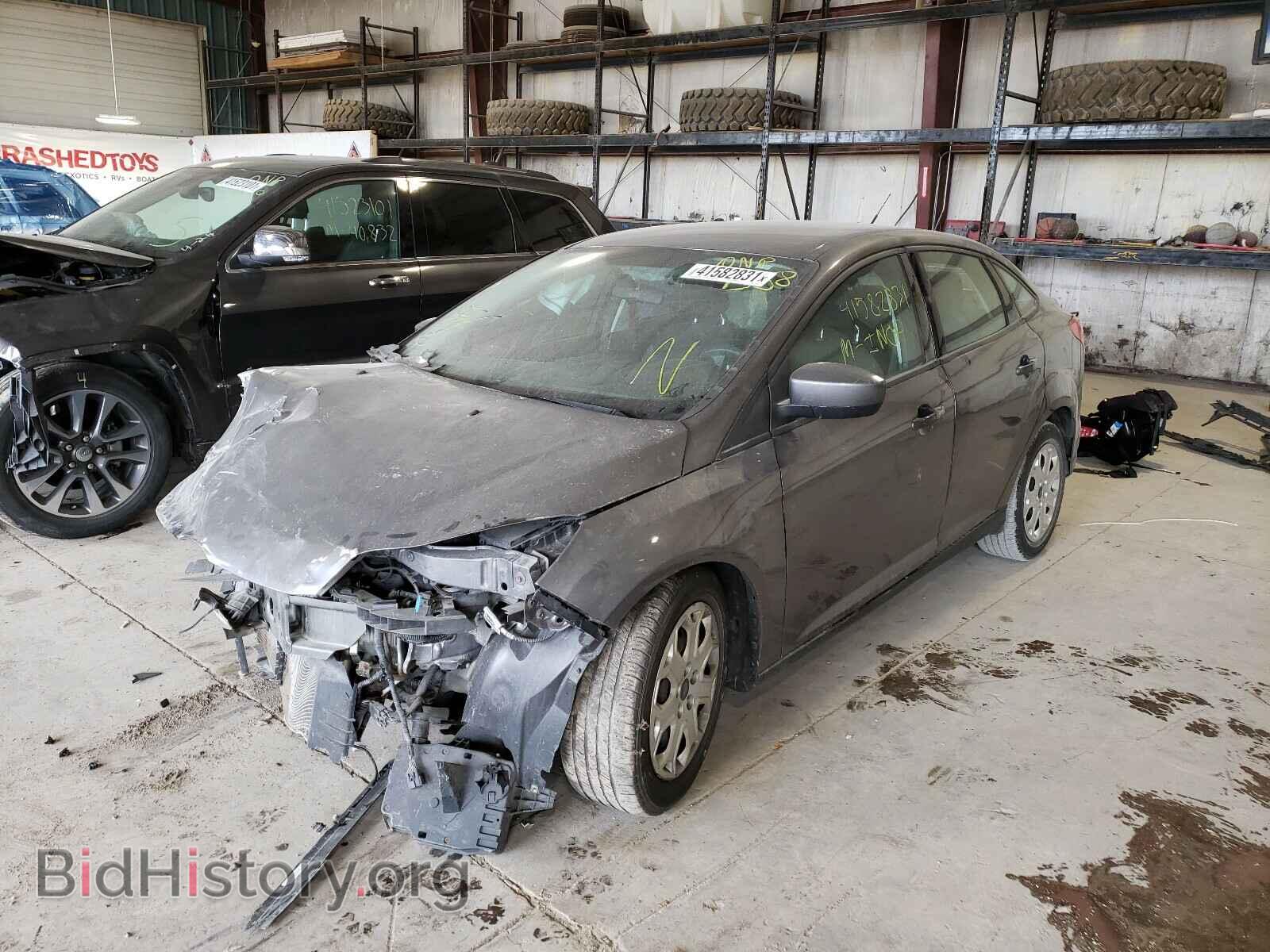2012 FORD FOCUS - VIN: 1FAHP3F29CL141358 - Фото 2