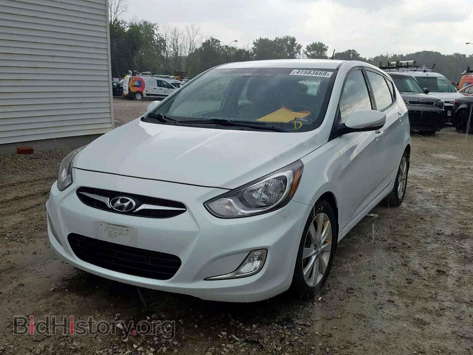 2013 HYUNDAI ACCENT - VIN: KMHCU5AE0DU106015 - Фото 2