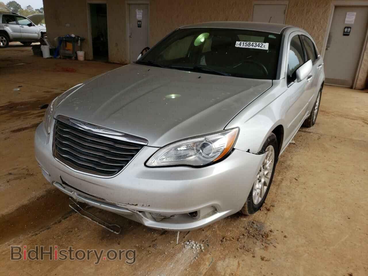 2012 CHRYSLER 200 - VIN: 1C3CCBAB4CN159616 - Фото 2