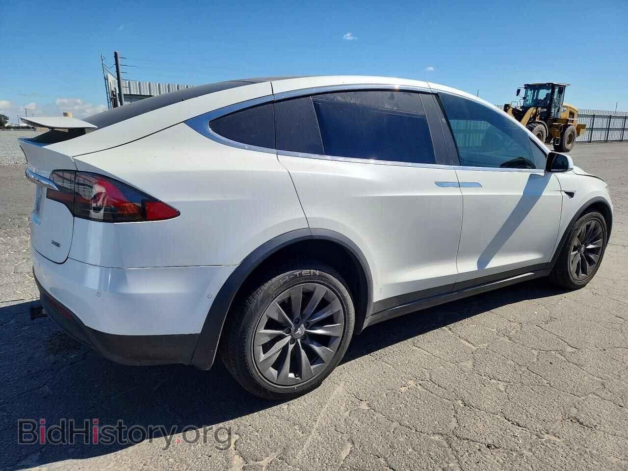 2017 TESLA MODEL X - VIN: 5YJXCBE28HF061203 - Фото 3
