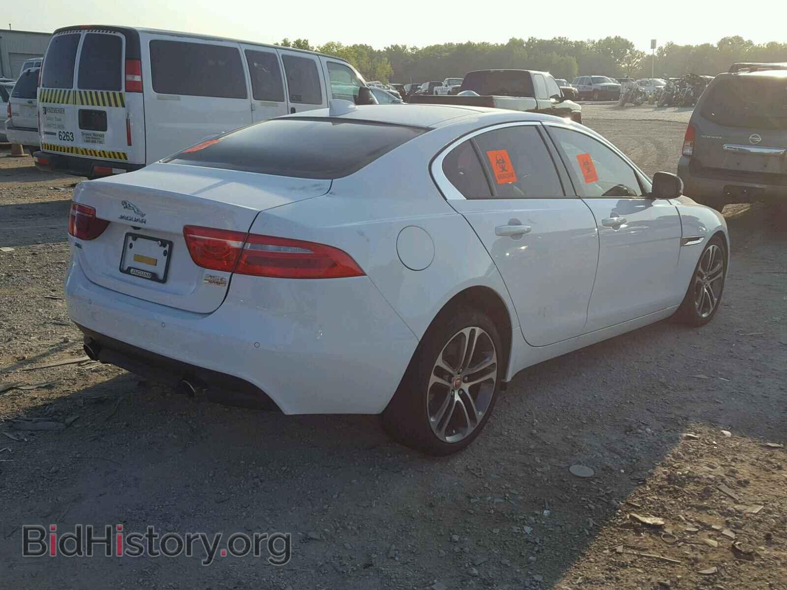 2017 JAGUAR XE - VIN: SAJAJ4BV0HA971797 - Фото 4