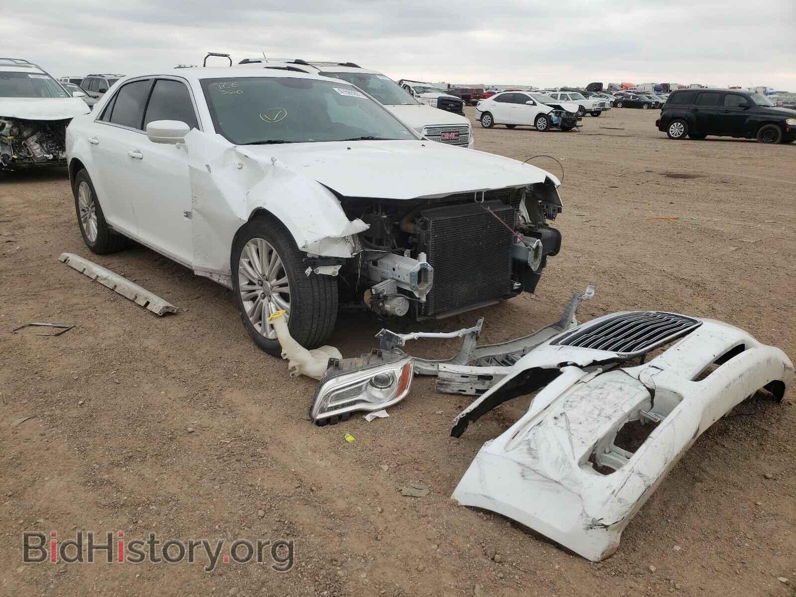 Фотография 2C3CCARG5EH355800 - CHRYSLER 300 2014