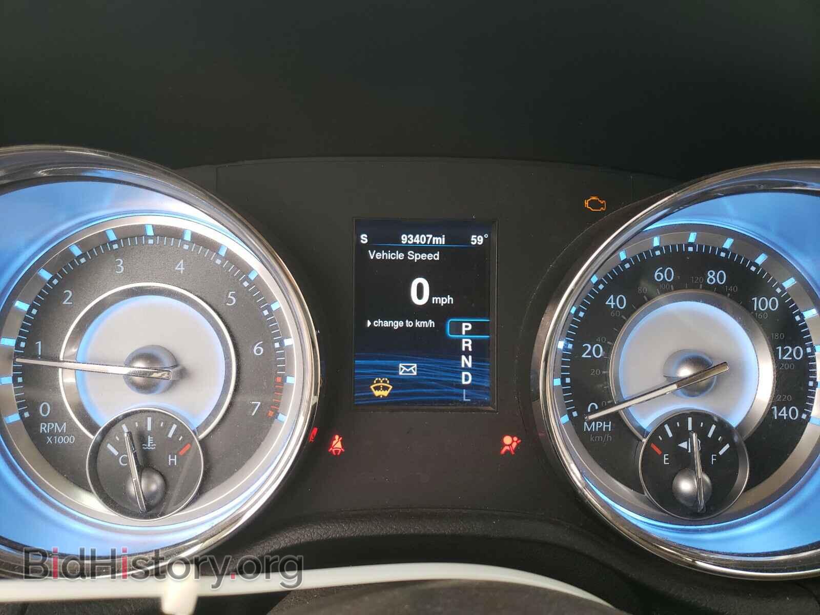 2014 CHRYSLER 300 - VIN: 2C3CCARG5EH355800 - Фото 8