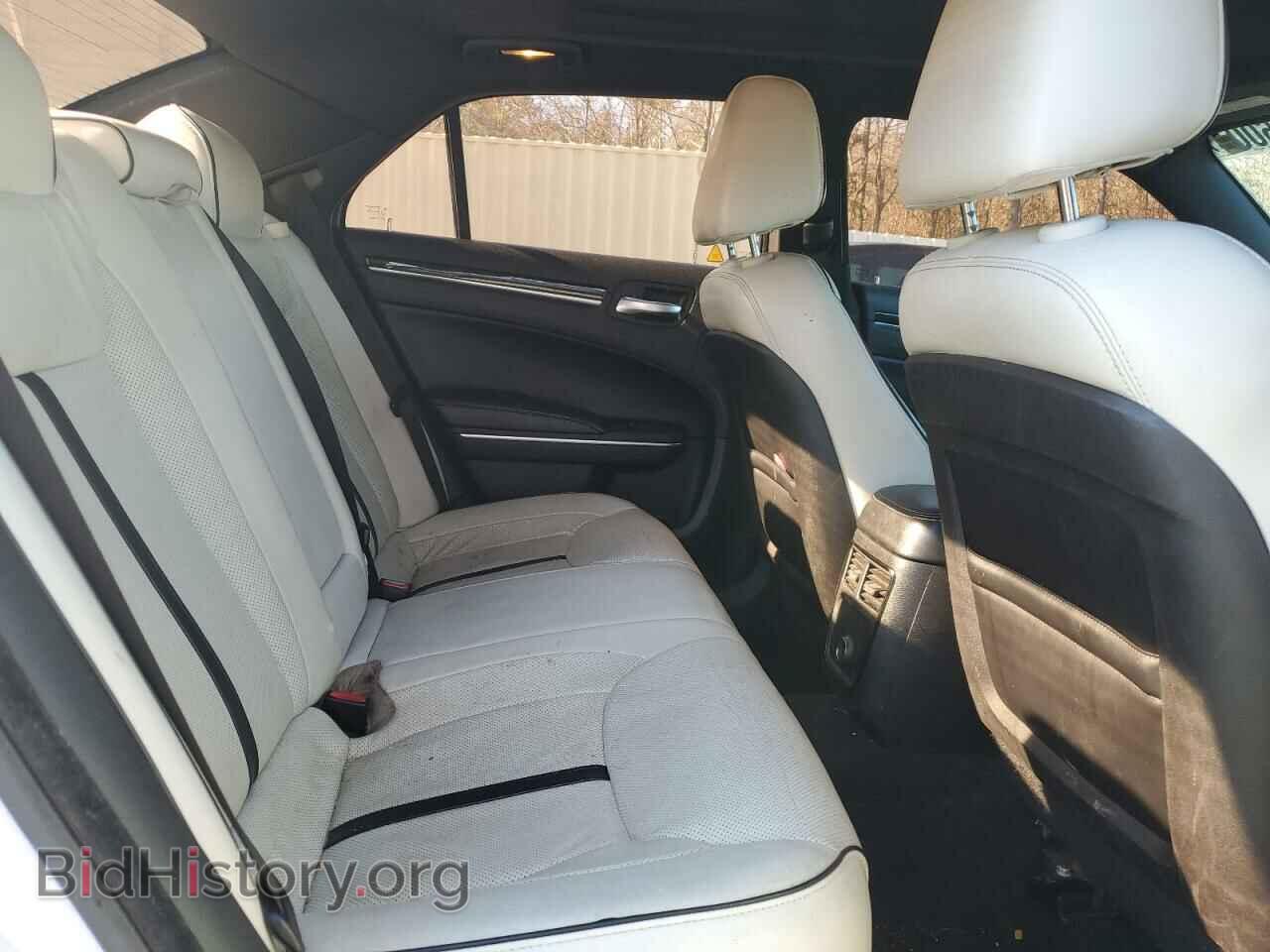 2013 CHRYSLER 300 - VIN: 2C3CCAAG3DH741027 - Фото 10