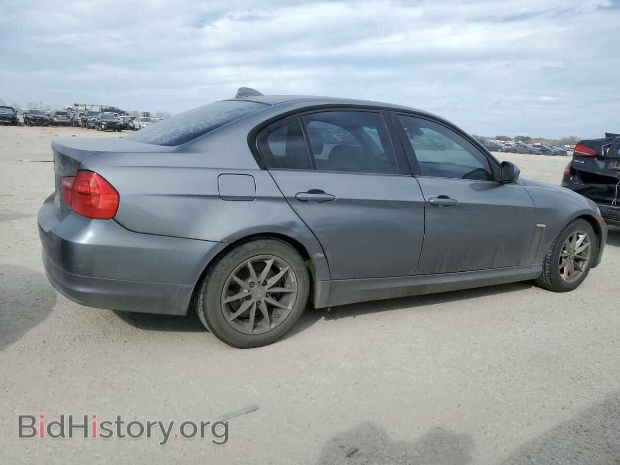 2010 BMW 3 SERIES - VIN: WBAPH7C59AE129802 - Фото 3