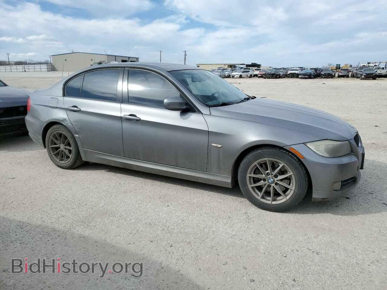 2010 BMW 3 SERIES - VIN: WBAPH7C59AE129802 - Фото 4