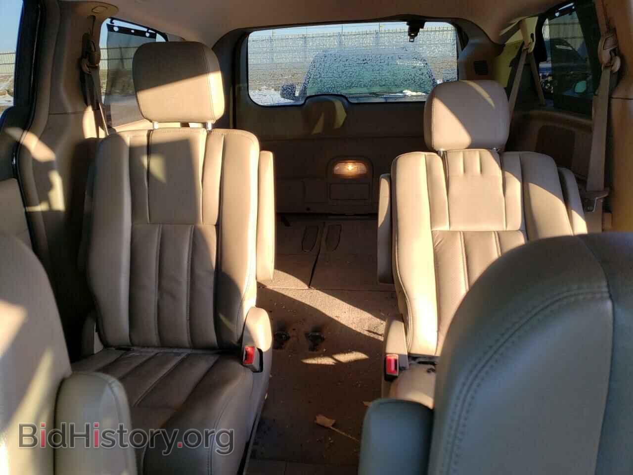 2011 CHRYSLER MINIVAN - VIN: 2A4RR8DG8BR612596 - Фото 10