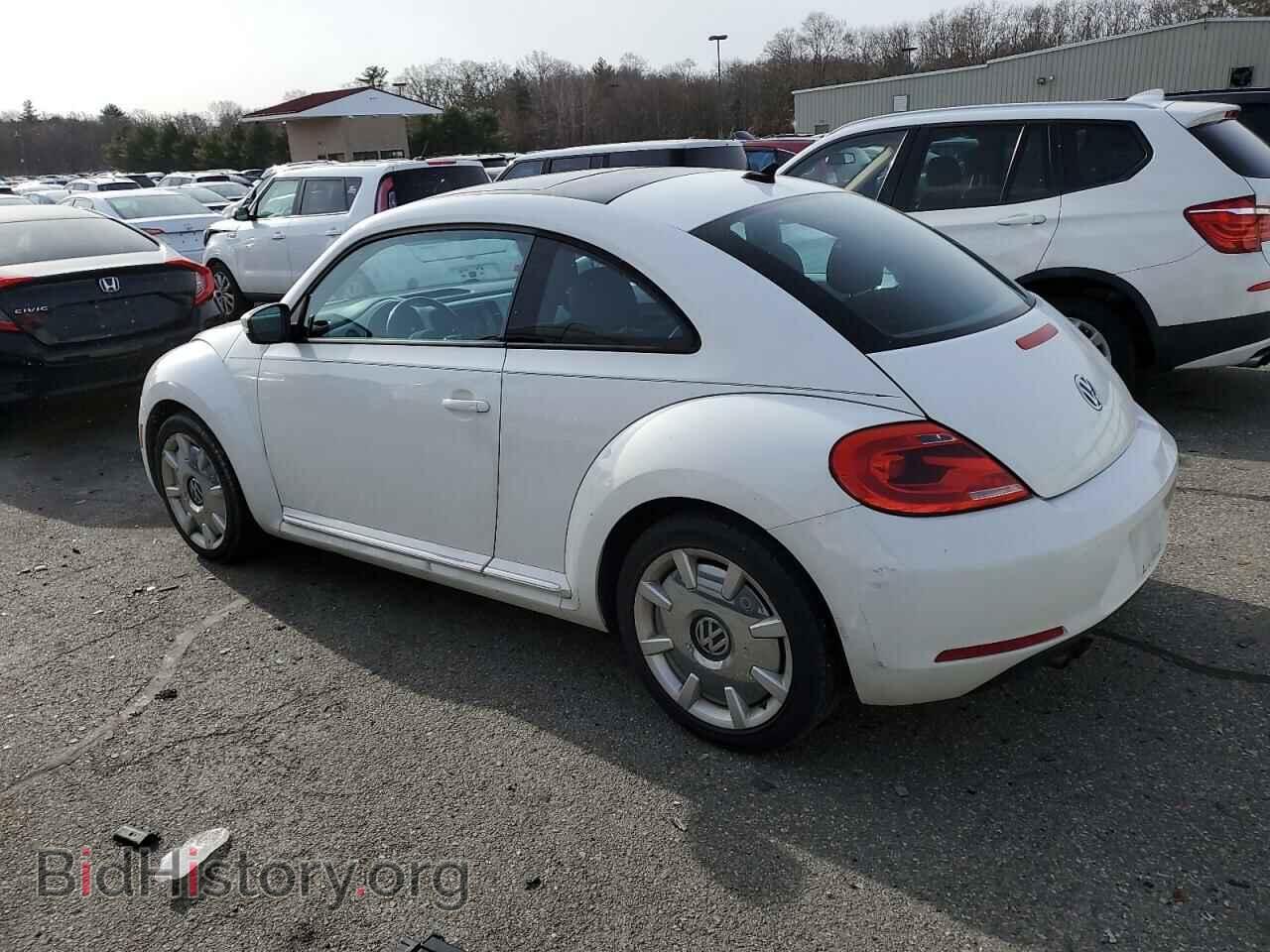 2013 VOLKSWAGEN BEETLE - VIN: 3VWJP7AT6DM654535 - Фото 2
