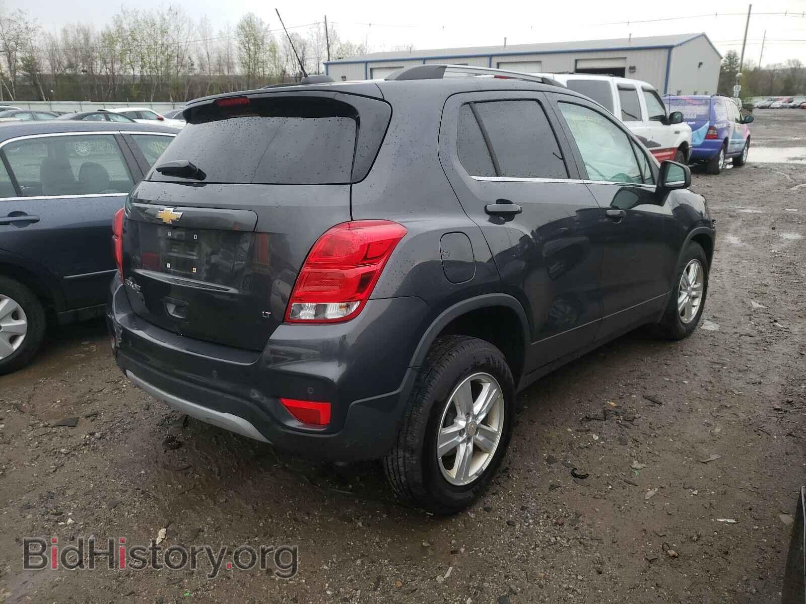 2017 CHEVROLET TRAX - VIN: 3GNCJPSB1HL233943 - Фото 4