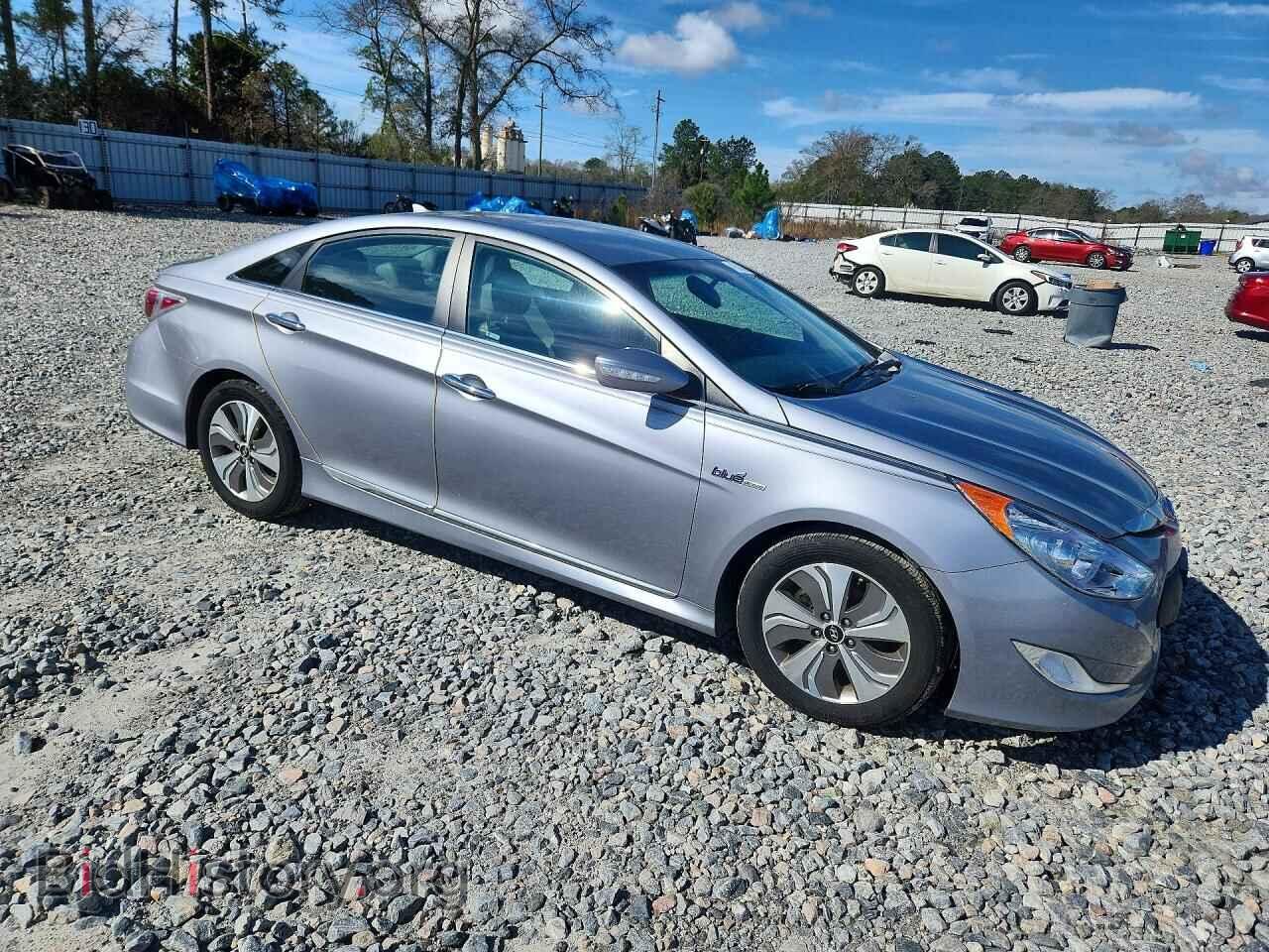 2014 HYUNDAI SONATA - VIN: KMHEC4A49EA112203 - Фото 4