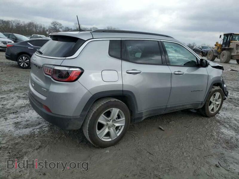2022 Jeep COMPASS (VIN 3C4NJCBB0NT201944) — photo 3 of 12