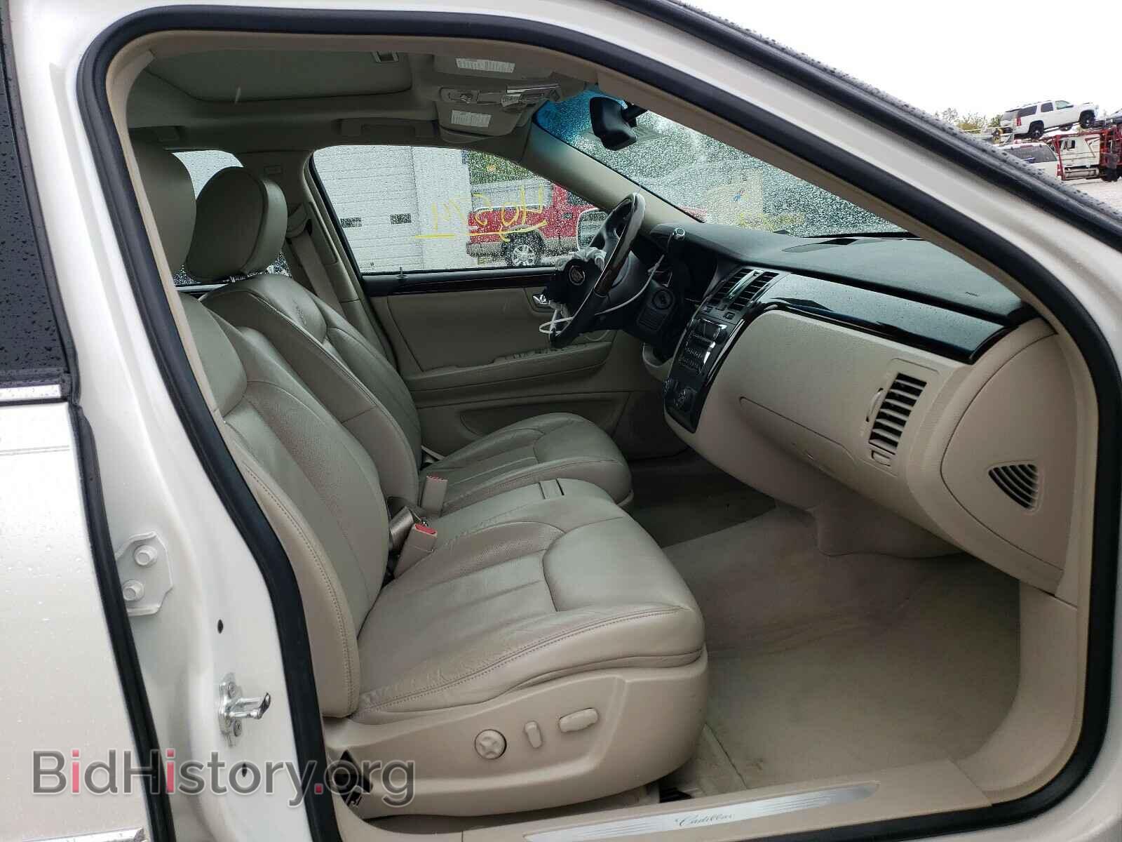 2011 CADILLAC DTS - VIN: 1G6KD5E60BU122704 - Фото 5