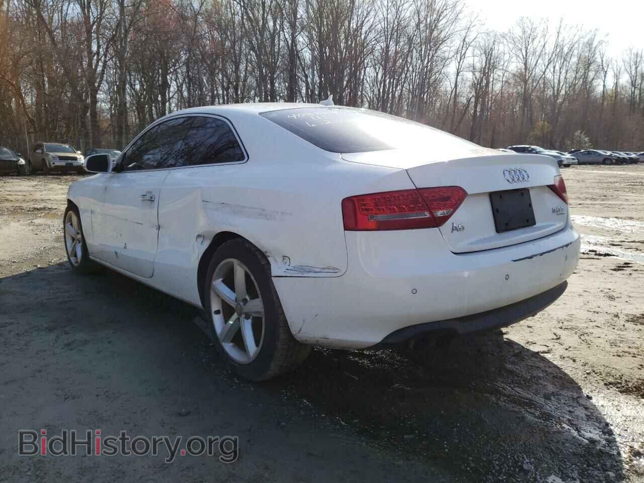 2010 AUDI A5 - VIN: WAULFAFRXAA041929 - Фото 3