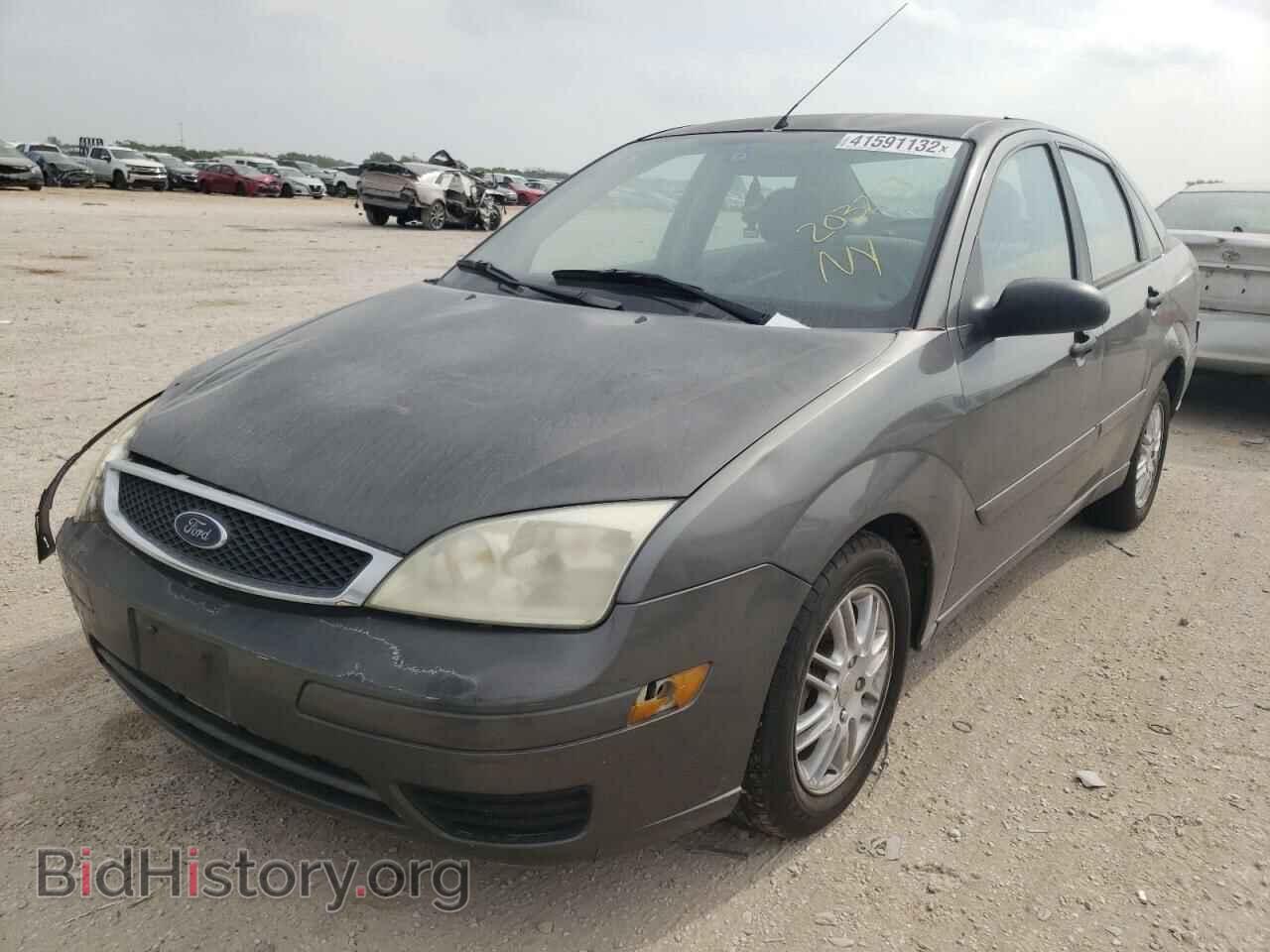 2006 FORD FOCUS - VIN: 1FAFP34N16W130331 - Фото 2