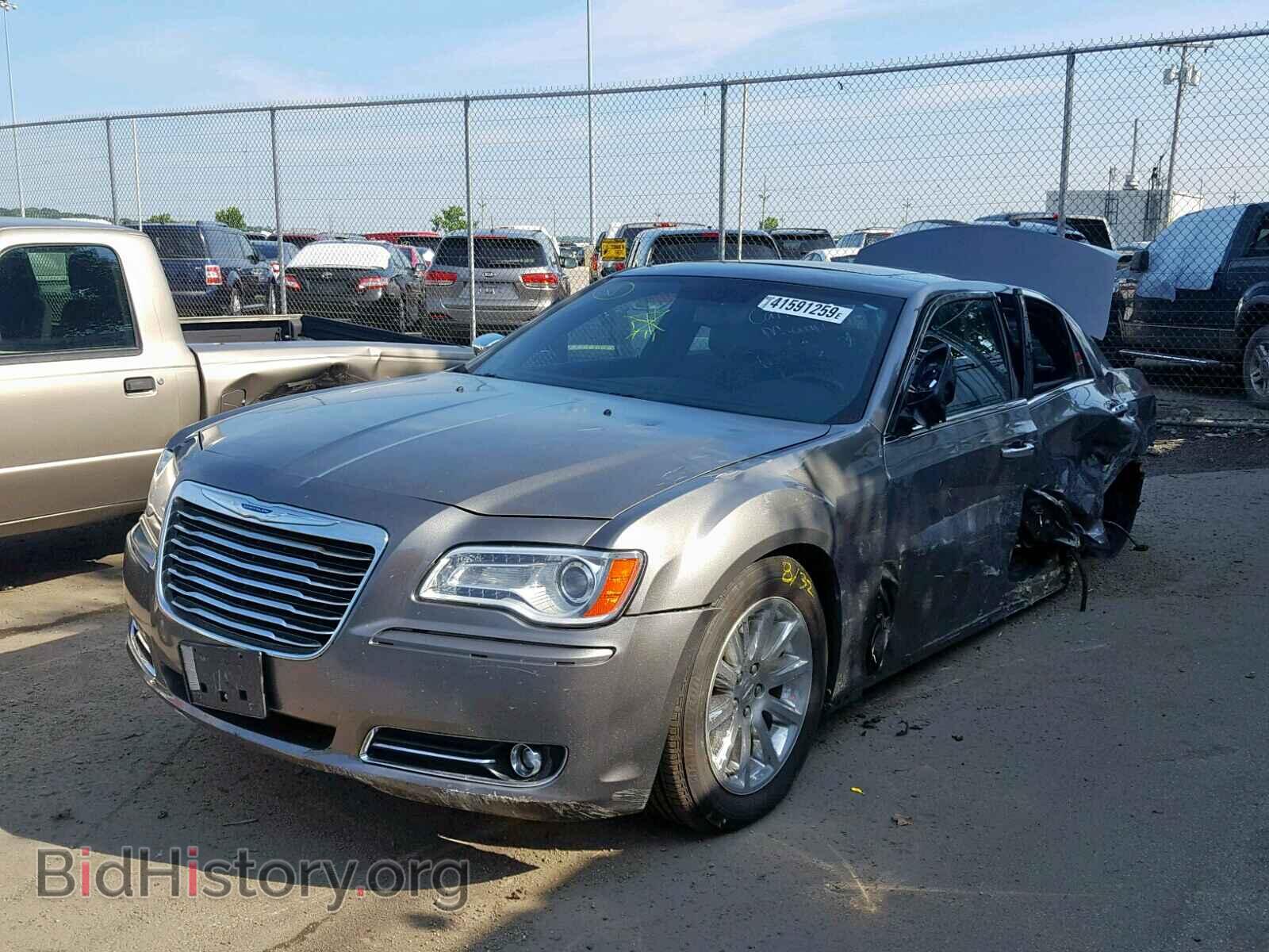 2012 CHRYSLER 300 - VIN: 2C3CCACG1CH173145 - Фото 2