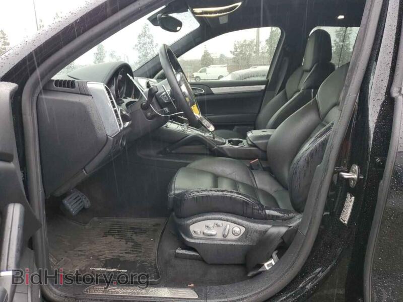 2013 Porsche CAYENNE (VIN WP1AC2A26DLA91768) — photo 7 of 12