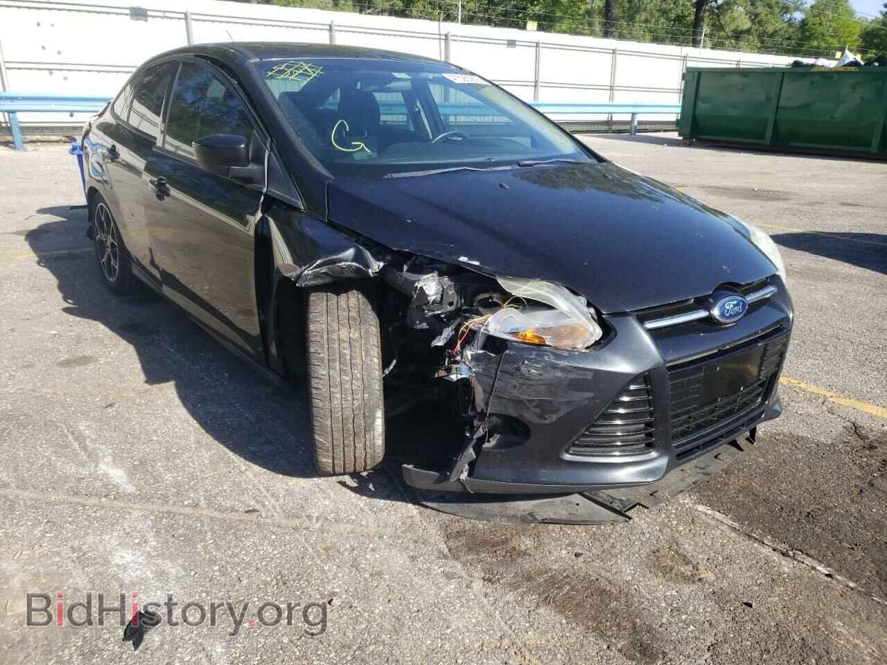 Photo 1FAHP3F26CL399384 - FORD FOCUS 2012