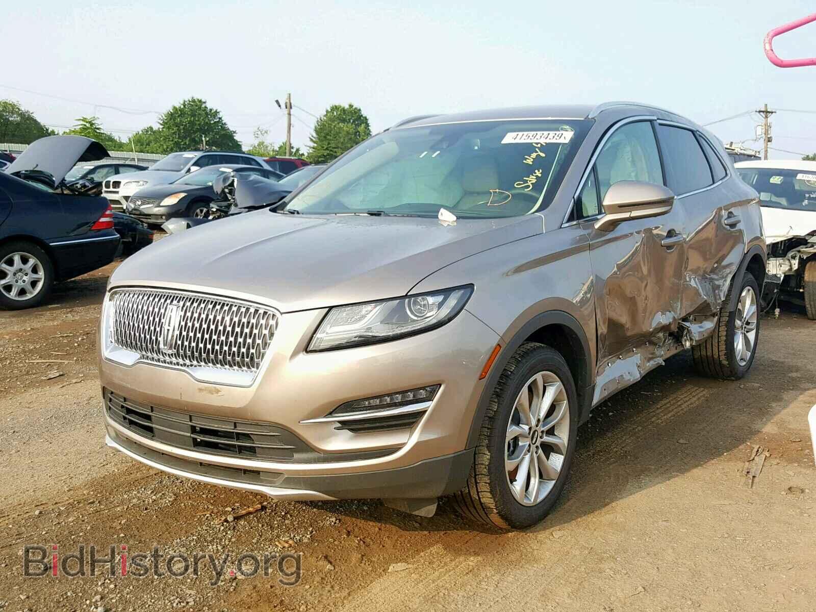2019 LINCOLN MKC SELECT - VIN: 5LMCJ2D92KUL34114 - Фото 2