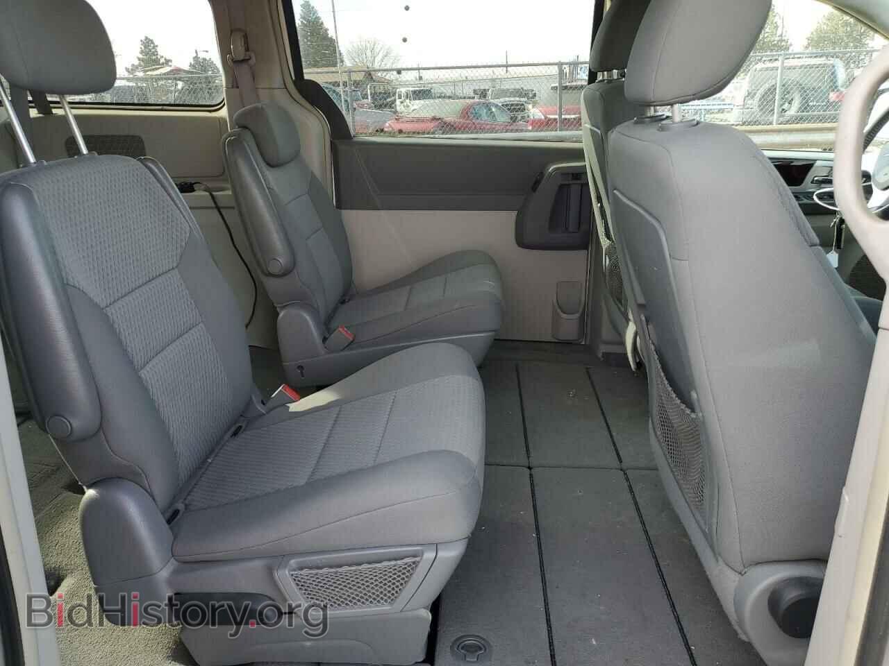 2010 CHRYSLER MINIVAN - VIN: 2A4RR5D10AR221855 - Фото 11