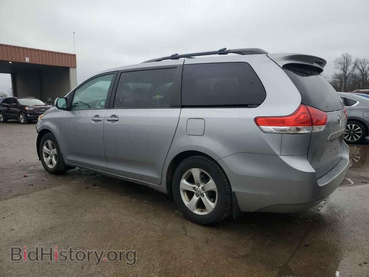 2011 TOYOTA All Models - VIN: 5TDKK3DC8BS091057 - Фото 2