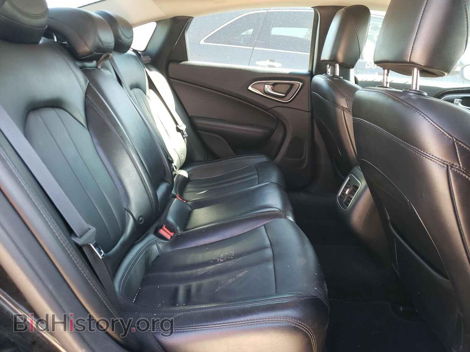 2016 CHRYSLER 200 - VIN: 1C3CCCCB2GN146677 - Photo 6
