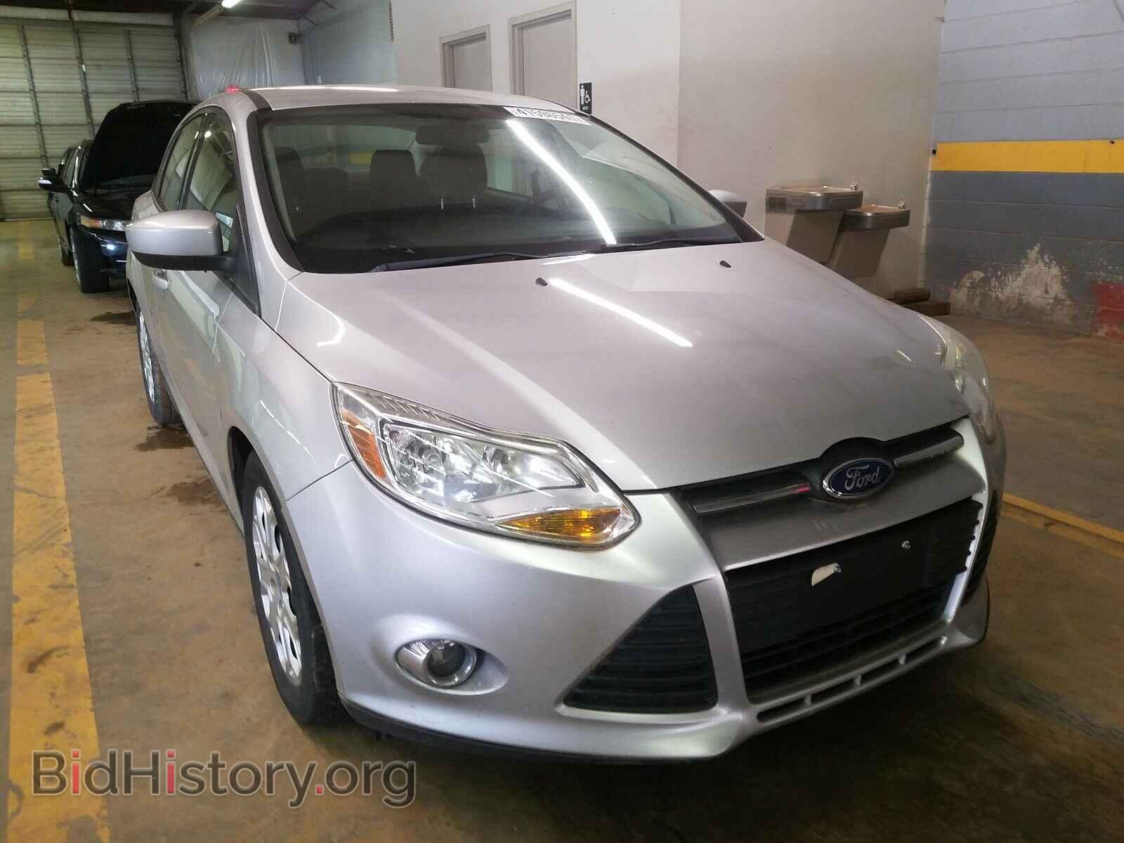 Photo 1FAHP3F23CL205426 - FORD FOCUS 2012