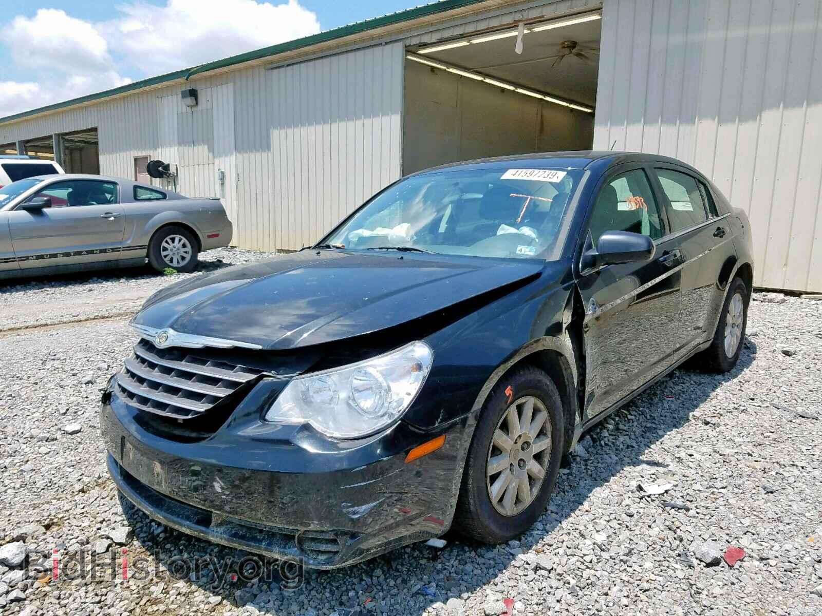 2010 CHRYSLER SEBRING - VIN: 1C3CC4FB3AN205275 - Фото 2