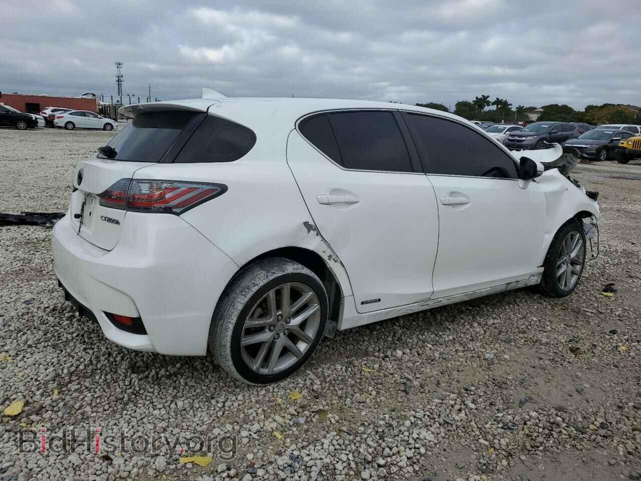 2014 LEXUS CT 200 - VIN: JTHKD5BH9E2181977 - Фото 3