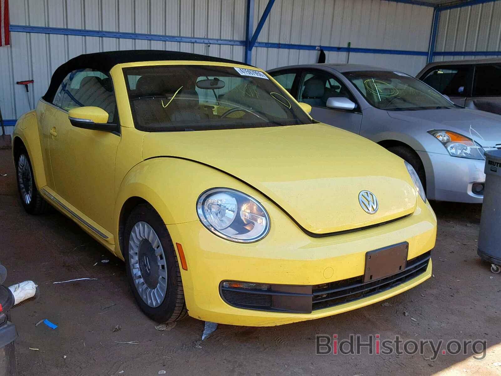 Photo 3VW517AT8FM815005 - VOLKSWAGEN BEETLE 2015