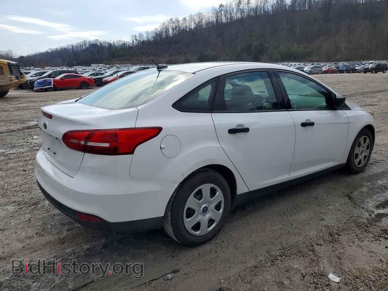 2018 FORD FOCUS - VIN: 1FADP3E24JL326463 - Фото 3