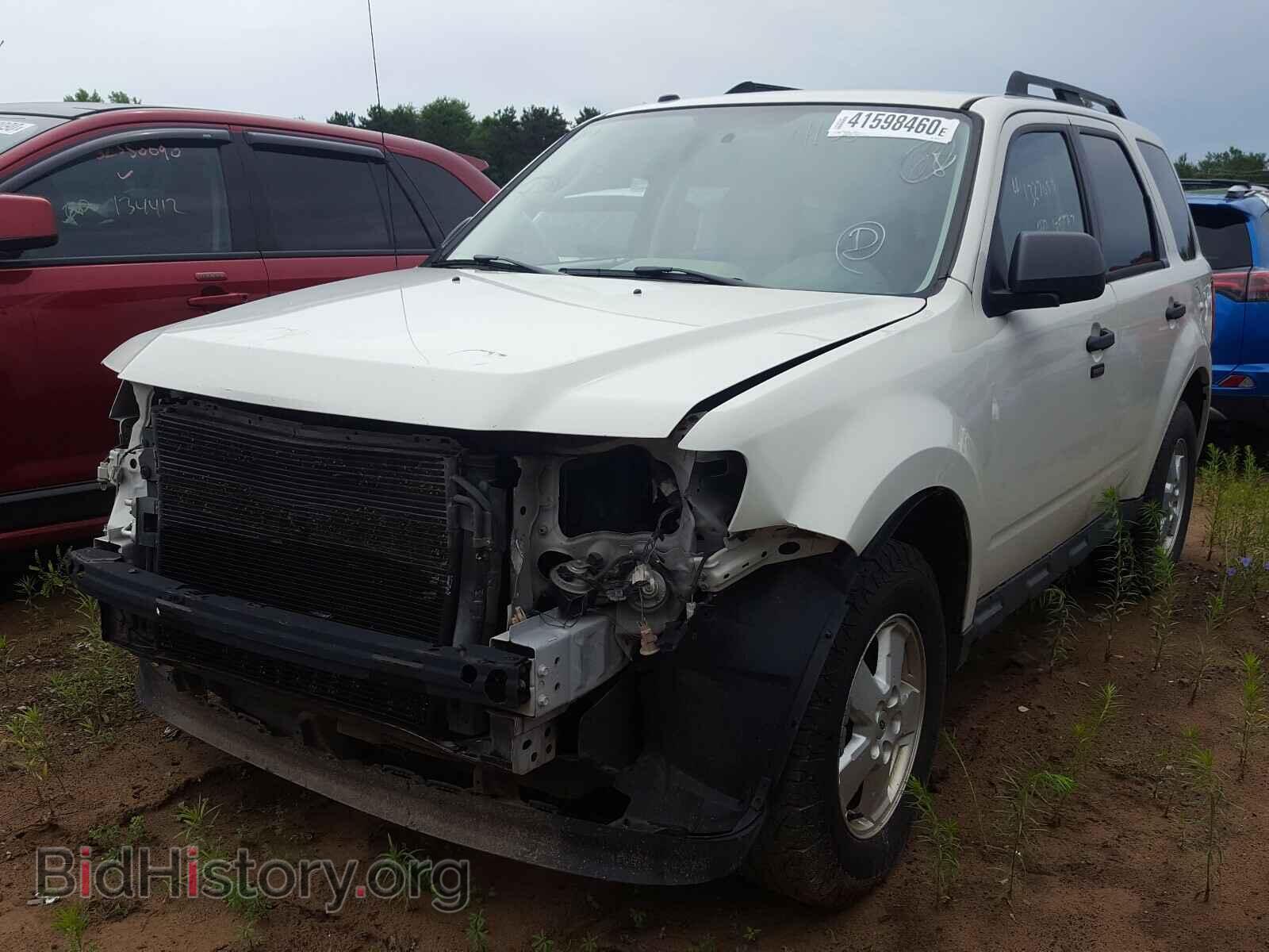 2011 FORD ESCAPE - VIN: 1FMCU0DG4BKA22157 - Фото 2