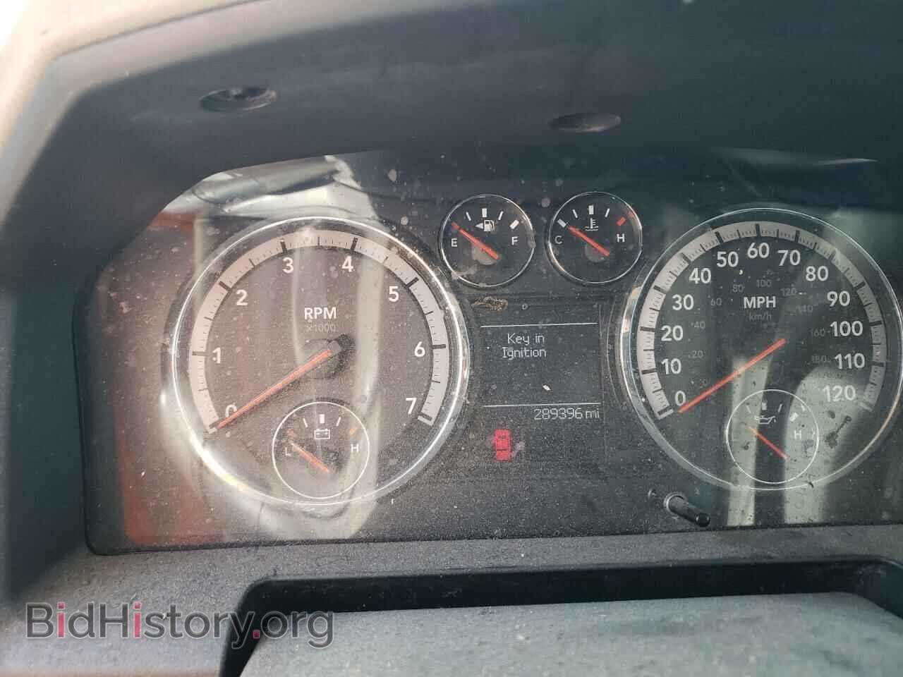 2011 DODGE All Models - VIN: 3D6WP2ET8BG583074 - Photo 8