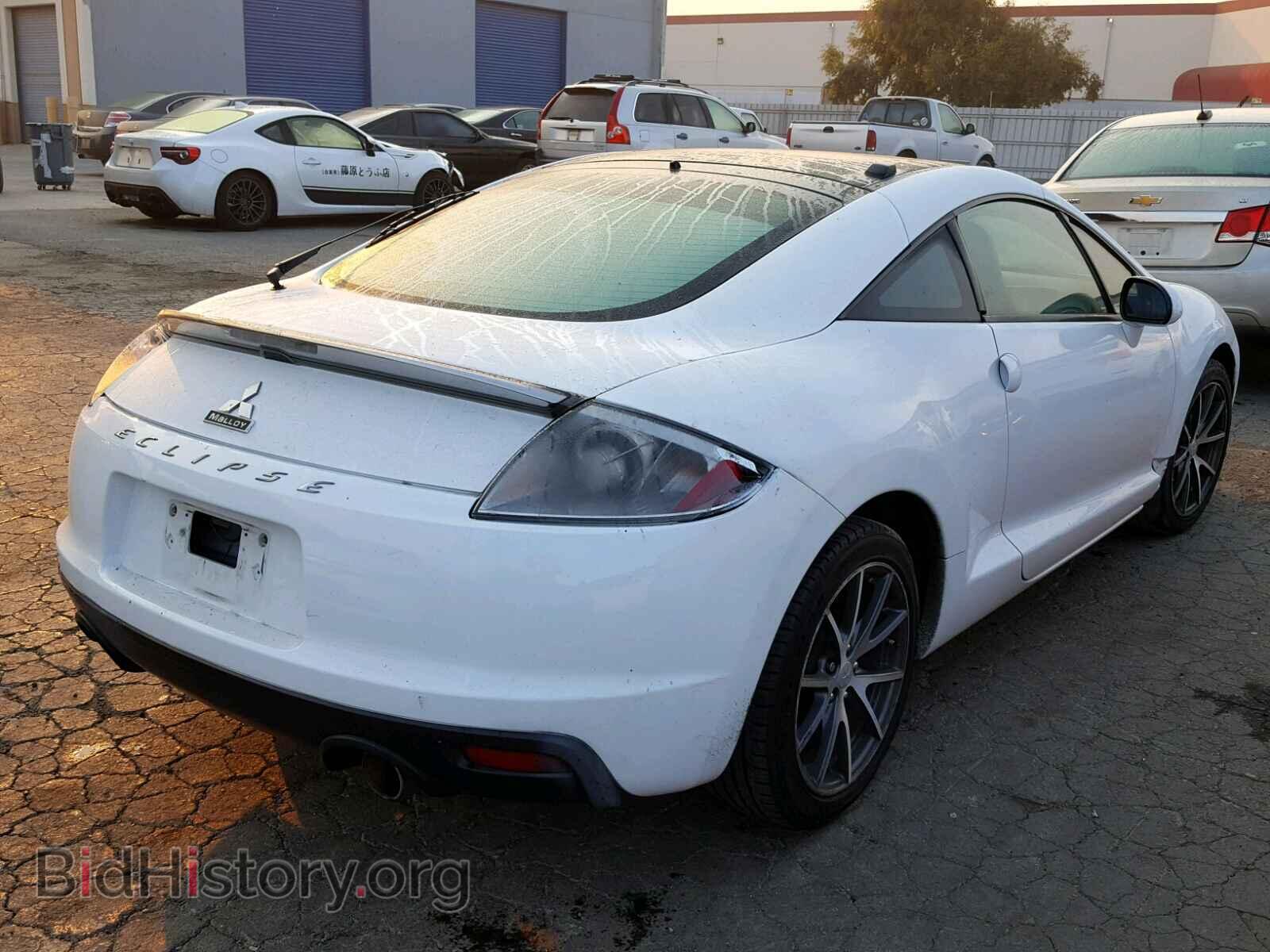 2011 MITSUBISHI ECLIPSE - VIN: 4A31K5DFXBE001671 - Photo 4