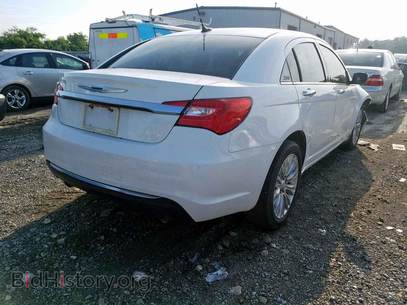 2012 CHRYSLER 200 - VIN: 1C3CCBCG5CN140016 - Фото 4