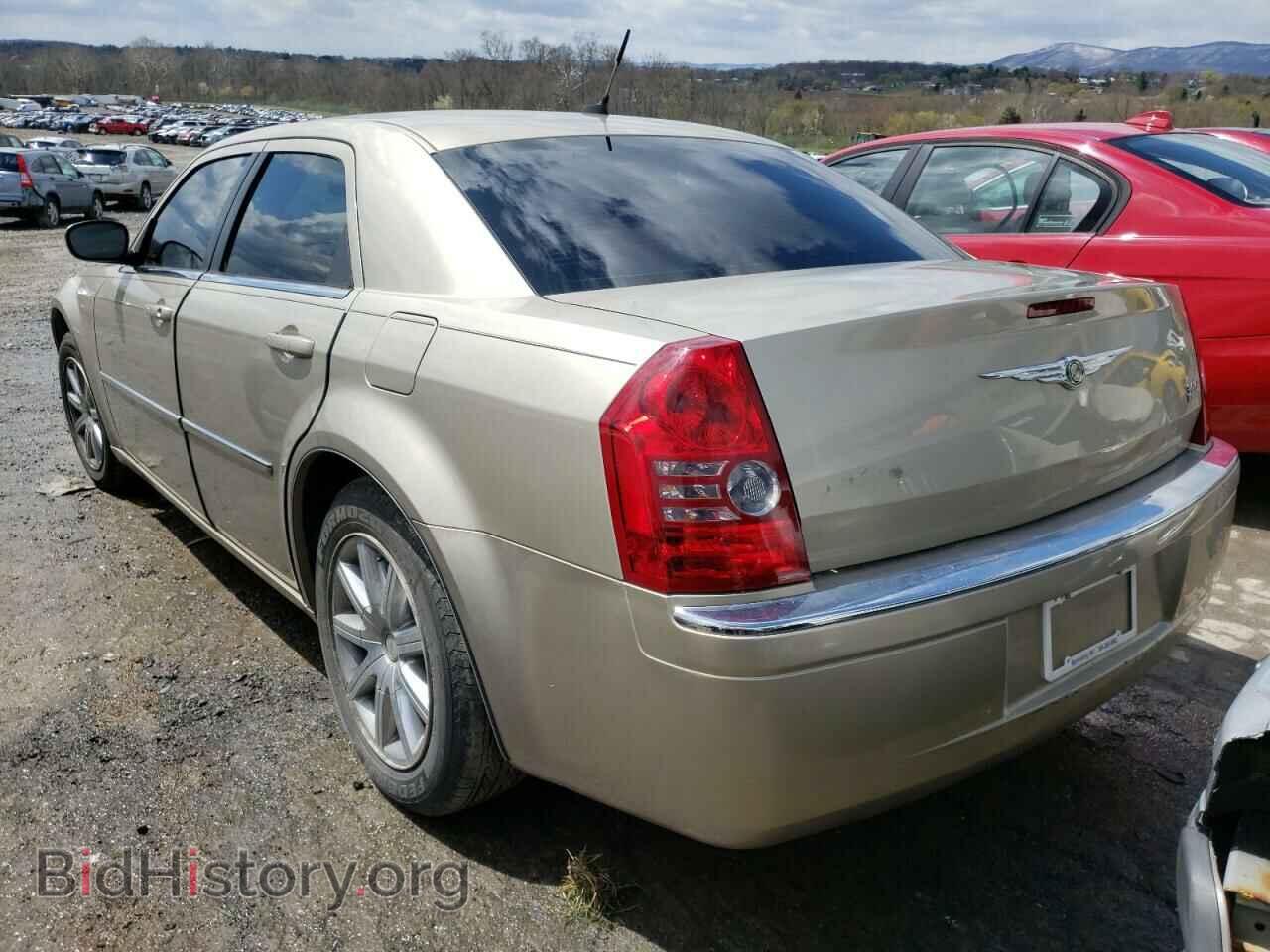 2008 CHRYSLER 300 - VIN: 2C3KA33G18H284461 - Фото 3