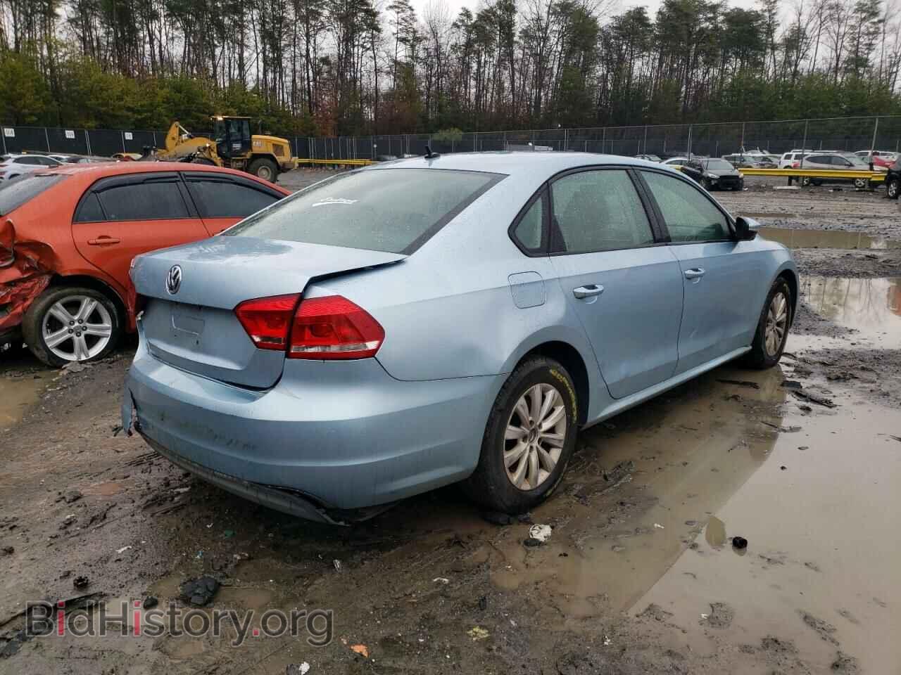 2012 VOLKSWAGEN PASSAT - VIN: 1VWAP7A35CC015627 - Фото 3