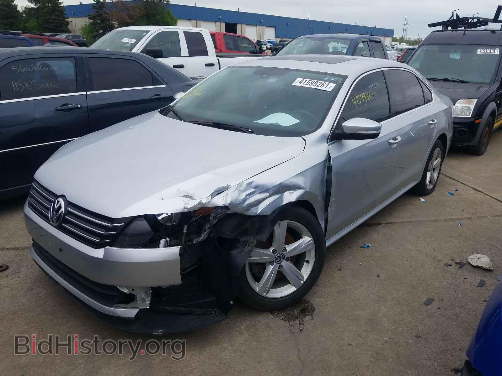 2013 VOLKSWAGEN PASSAT - VIN: 1VWBP7A36DC073848 - Фото 2