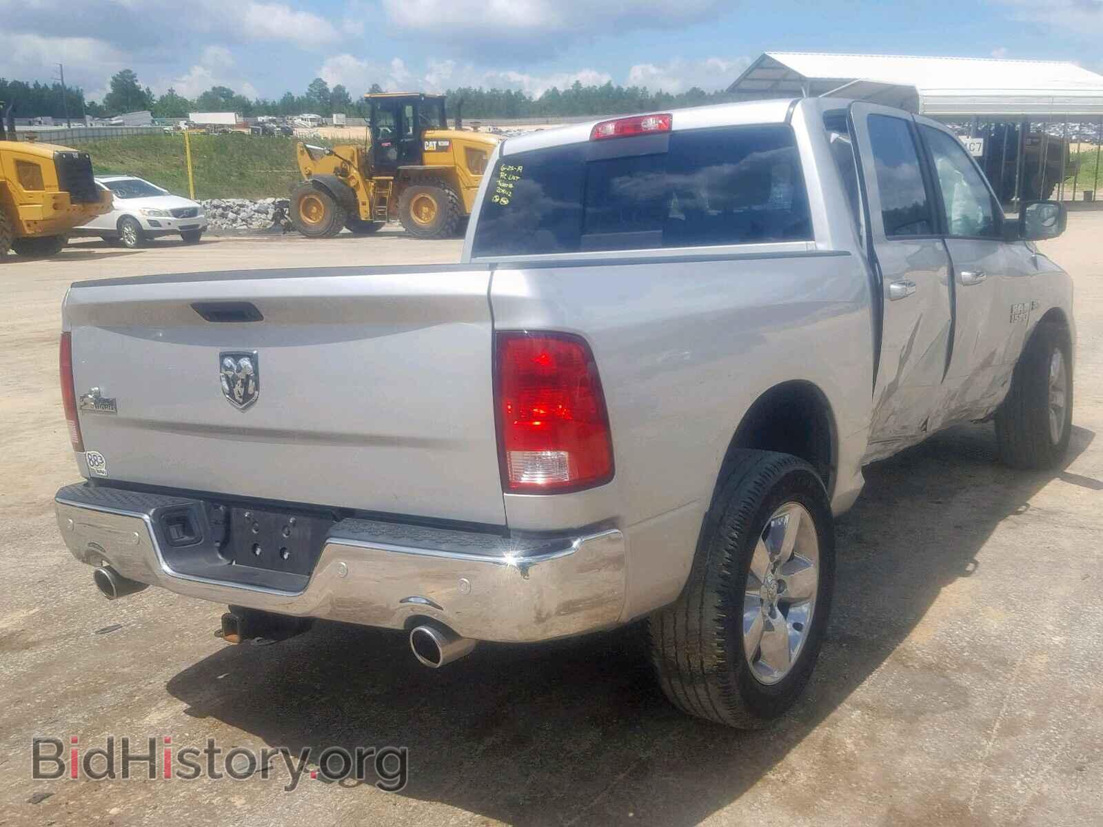 2017 RAM 1500 SLT - VIN: 3C6RR6LT2HG734451 - Фото 4