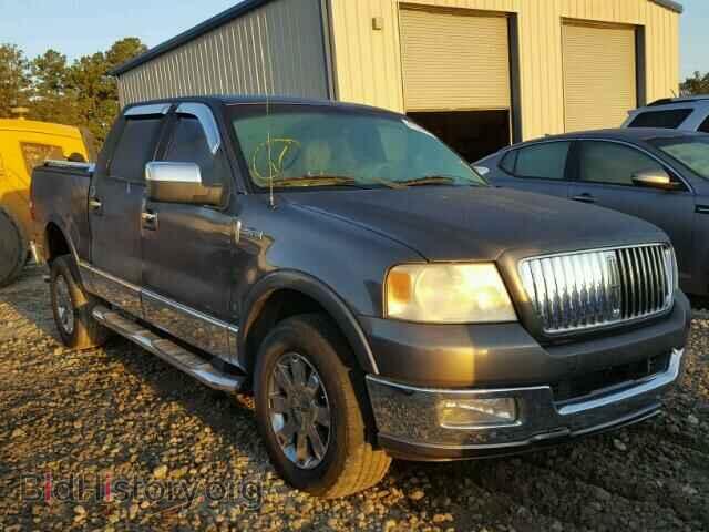 Photo 5LTPW18566FJ02179 - LINCOLN MARK LT 2006