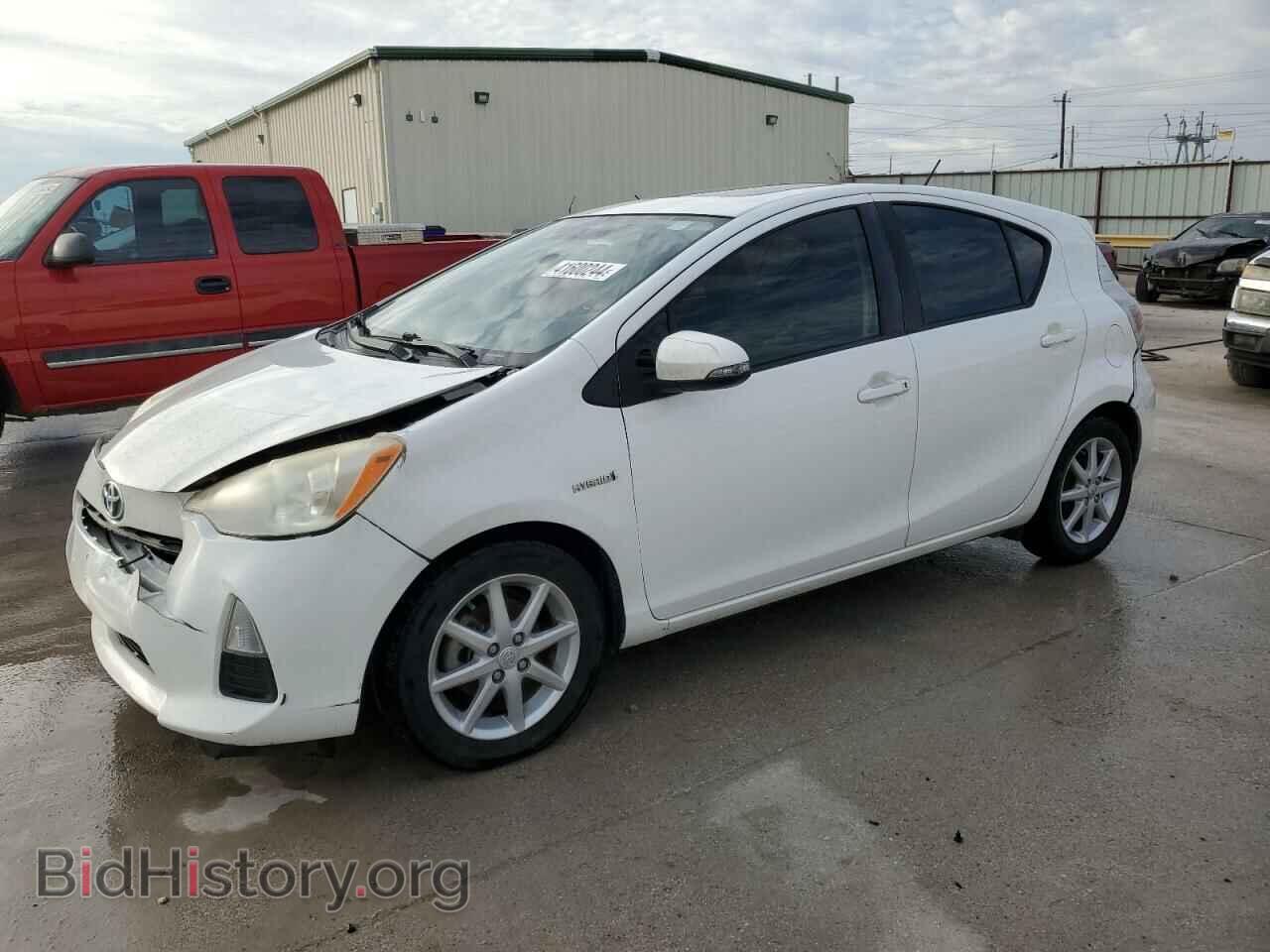 Фотография JTDKDTB36C1010391 - TOYOTA PRIUS 2012